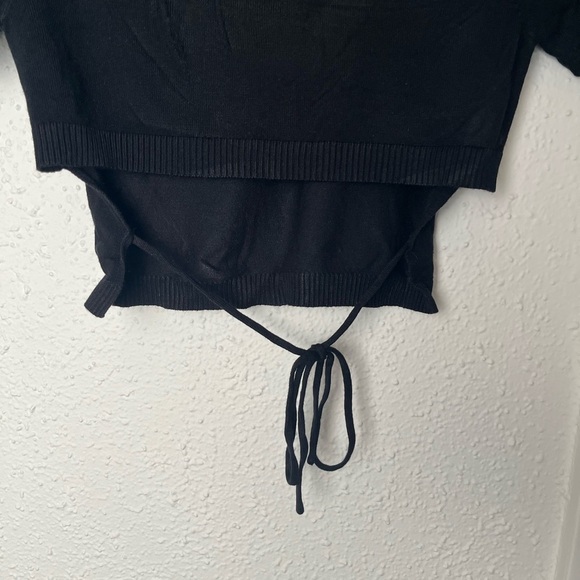 Ardene black knit tie back crop t shirt - medium - Picture 4 of 5